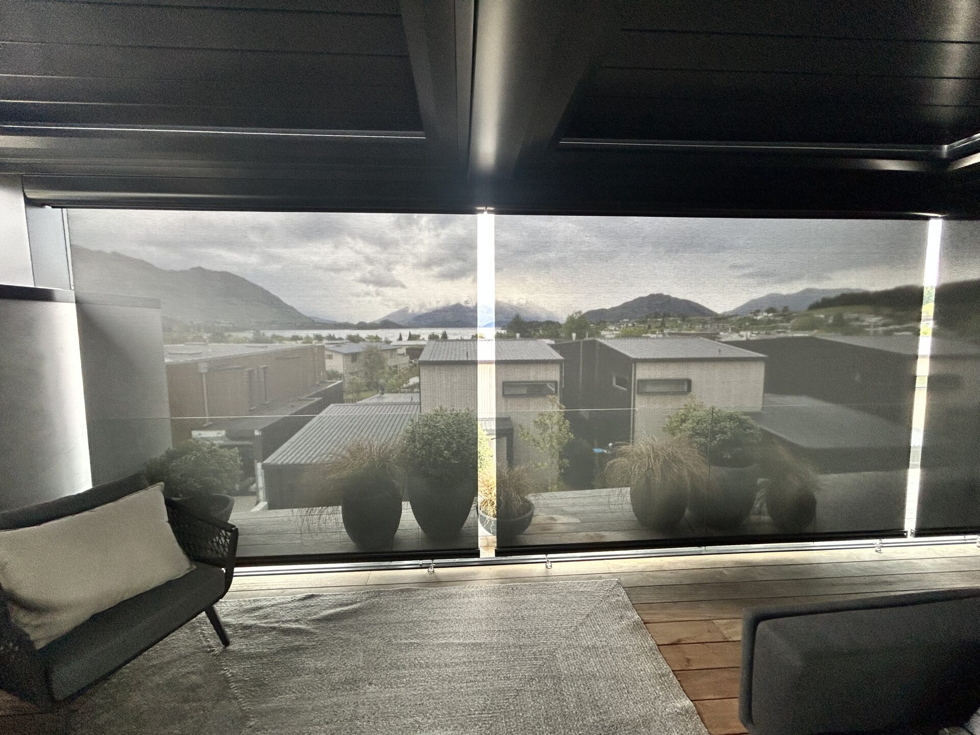 Omni Outdoor Screen - Image 7