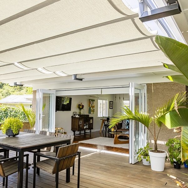 Fully Retractable Wave Shade System